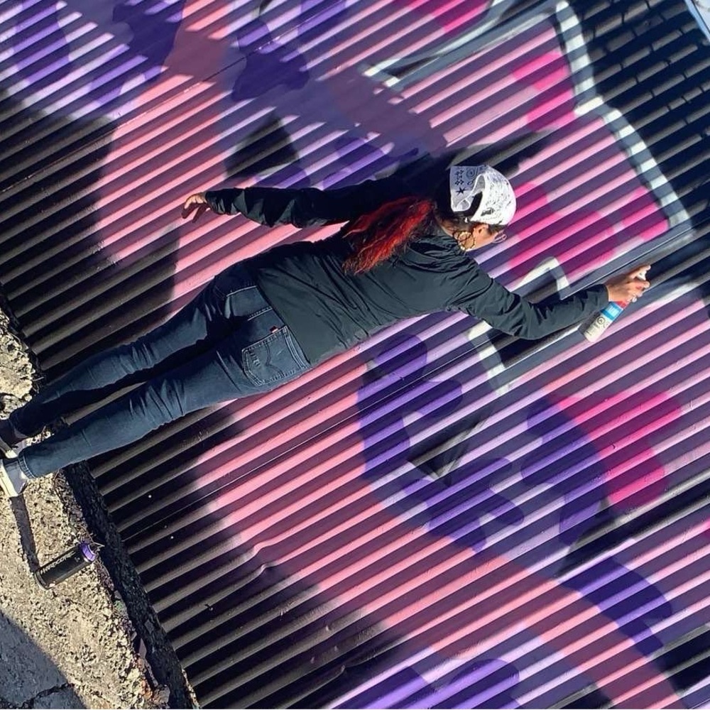 Meet your Posher, Ari